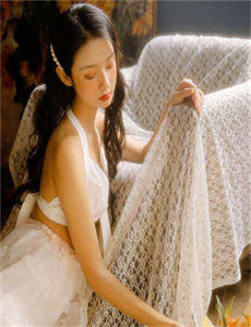《高考陪读妇乱子伦小说长篇》