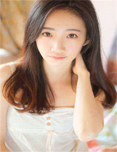 《免费看裸体美女脱了衣服露视频胸》