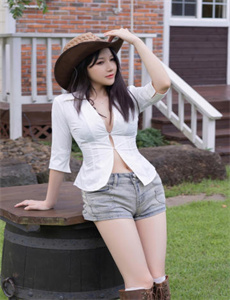 《美容院的特殊服务》